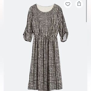 Le Lis Darbie Dress